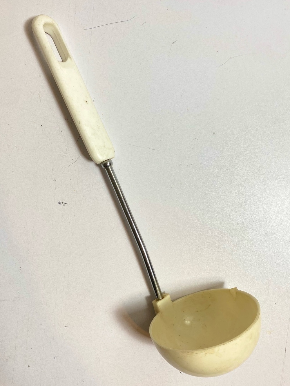 VTG White Ladle Stainless Steel Bonny-like China One Spout Hanging Hole